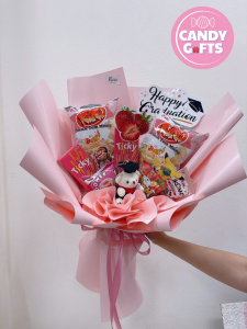 Bó hoa gấu mix bánh kẹo