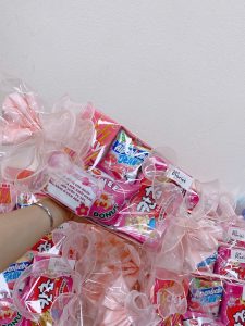 Chiếc kẹo mini mix bánh kẹo